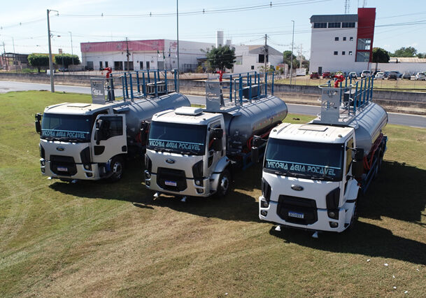 destaque-caminhoes-vitoria-limpa-fossa-21